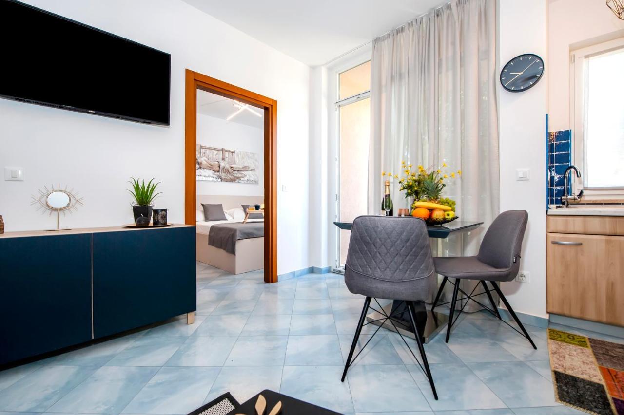 F&R Apartments II Rovinj Eksteriør bilde